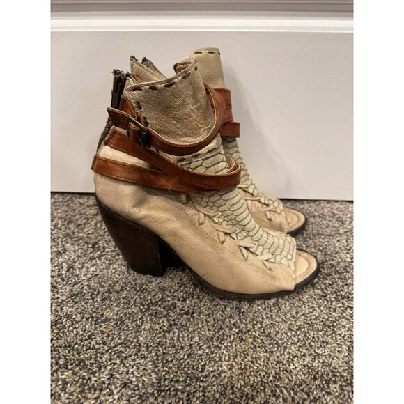 Freebird Women's Eagle Leather Peep Toe Heeled Booties Size 7 - Picture 2 of 7